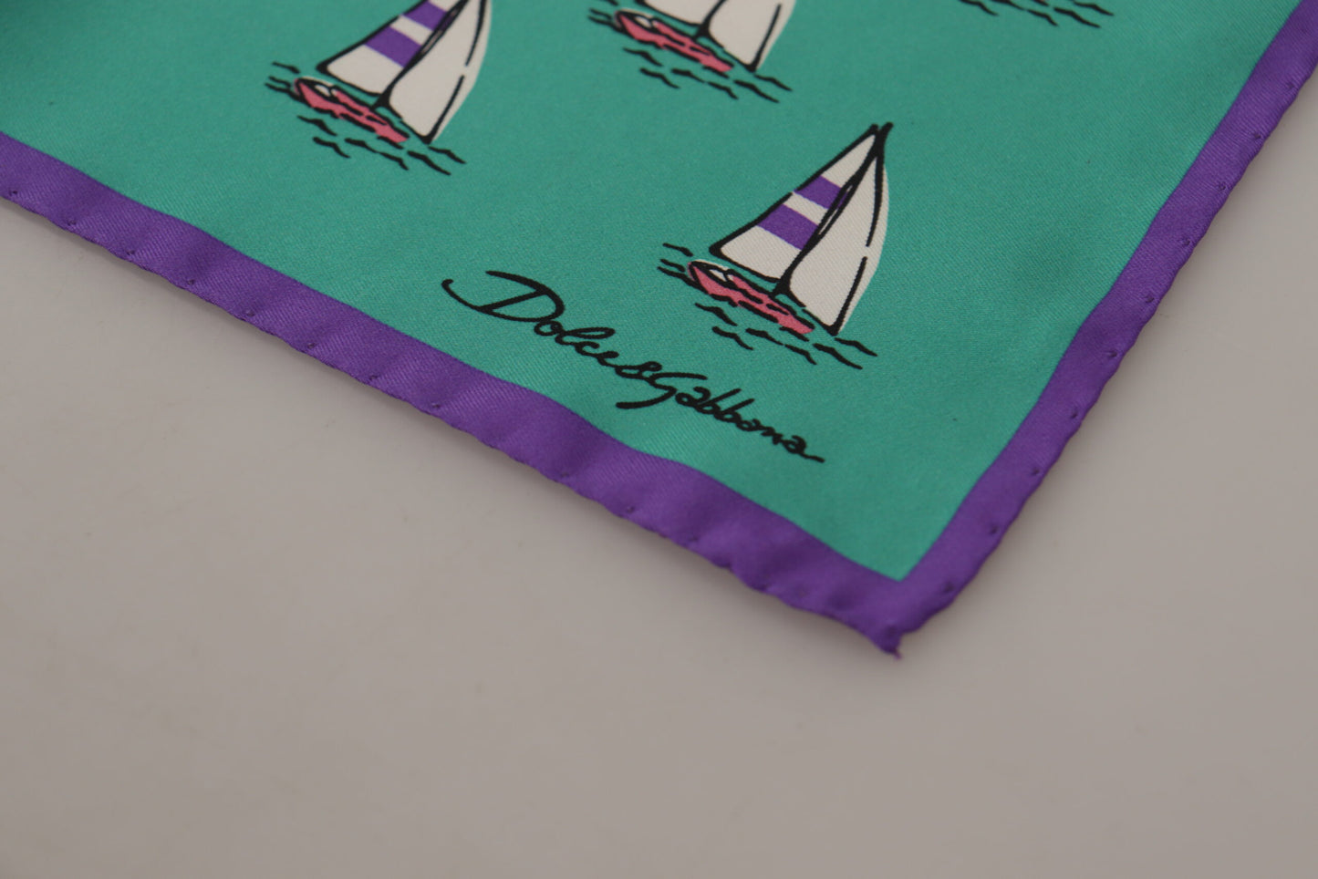 Dolce & Gabbana Multicolor gedrucktes DG Logo Quadrat Taschentuch Schalel