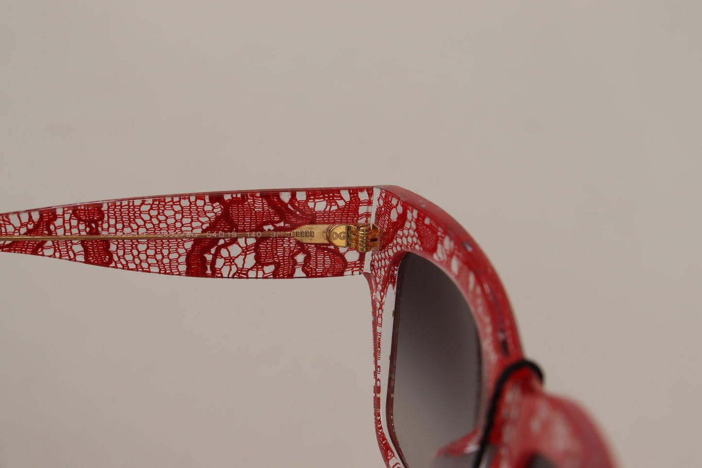 Dolce & Gabbana Red Lace Acetat Rechteck Shades Sonnenbrille