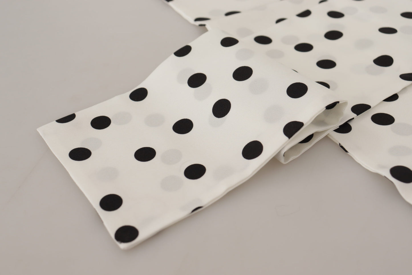 Dolce & Gabbana Blanc Polka Dots Neck Wrap Swarf